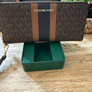 Michael Kors Black and Brown Wallet